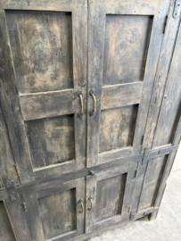Leuk oud houten kast kastje 2 x 2 deuren halkastje legplanken vergrijsd origineel oudje landelijk stoer sober