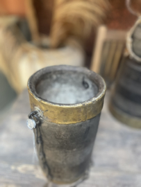 Hoffz unieke grote oude houten Nepal kruik met gave koperen details vintage landelijk stoer