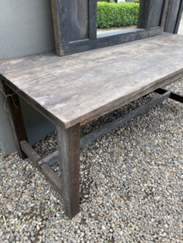 Hele stoere oude boeren tafel 200 cm farmwood eettafel werktafel werkbank landelijk stoer bureau buro Sidetable sideboard aura Peeperkorn