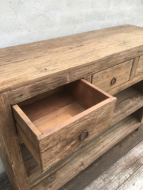 Stoer oud vergrijsd houten sidetable tafel bassano ladekast wastafel wastafelmeubel keukenblok kookeiland grove nerf dressoir sidetable werkbank bureau landelijk stoer robuust vergrijsd hout kookeiland keukeneiland wandmeubel 3 lades