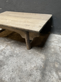 Stoer vergrijsd houten salontafel 80x47,5x H28cm bijzettafel Salontafeltje Tafeltje Bijzettafeltje landelijk stoer sober oud Chinees koffietafeltje