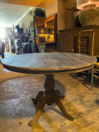 Grote oud vergrijsd houten tafel aura Peeperkorn ronde tafel rondetafel eettafel bolpoot eetkamertafel rond 115 cm bijzettafel wijntafel wijntafeltje landelijk stoer