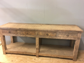 Stoer vergrijsd houten sidetable tafel ladekast wastafel Bassano werkbank bassano dressoir bureau landelijk stoer robuust vergrijsd hout kookeiland keukeneiland