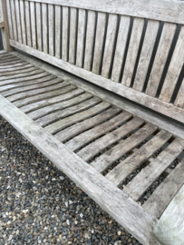 Hele grove oude vergrijsd houten  teakhouten tuinbank bank grof heavy bank teakhout vergrijsd