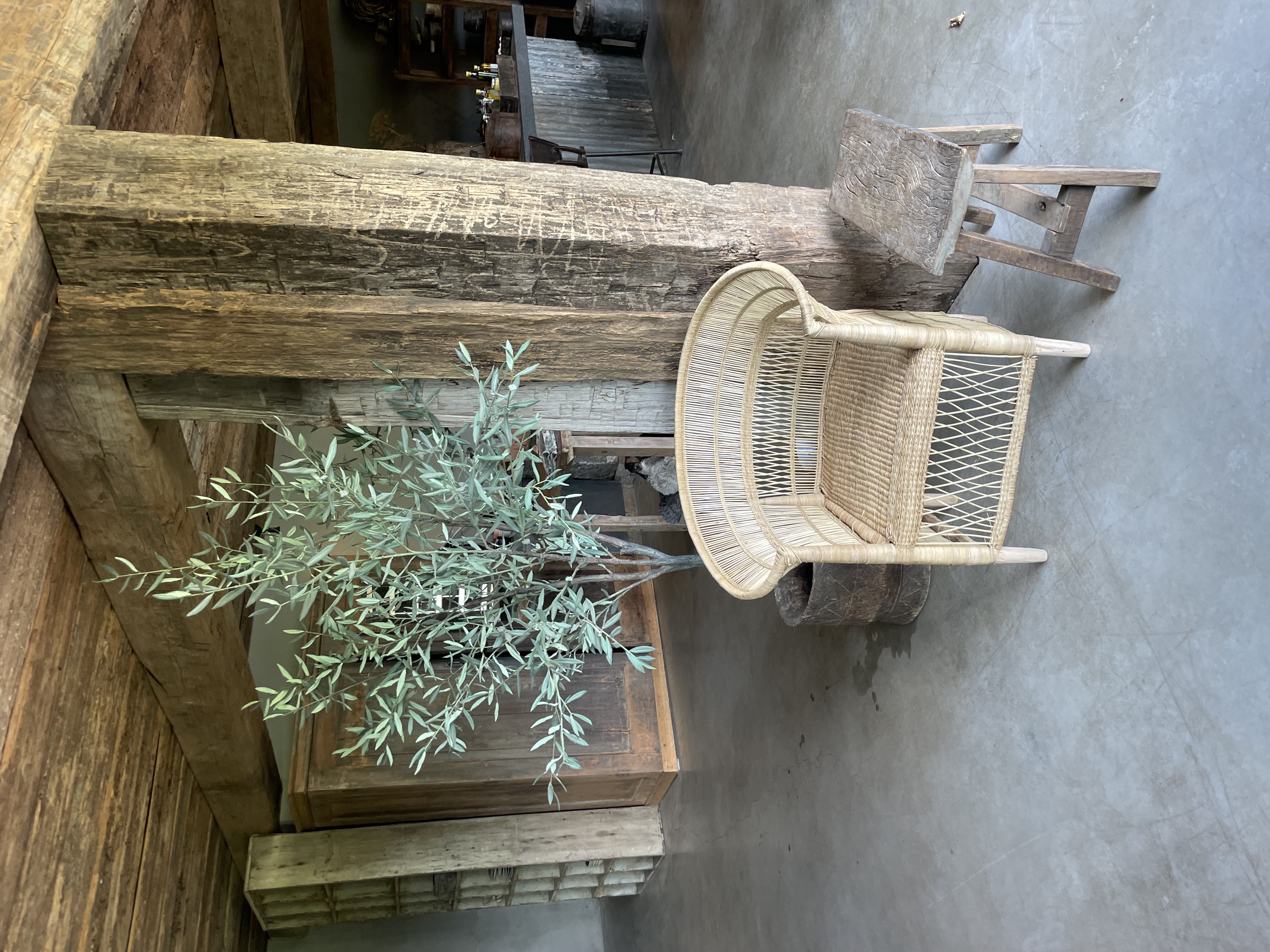 Prachtige naturel rotan rieten stoel Malawi cane chair fauteuil lounge natural landelijk sober Ibiza