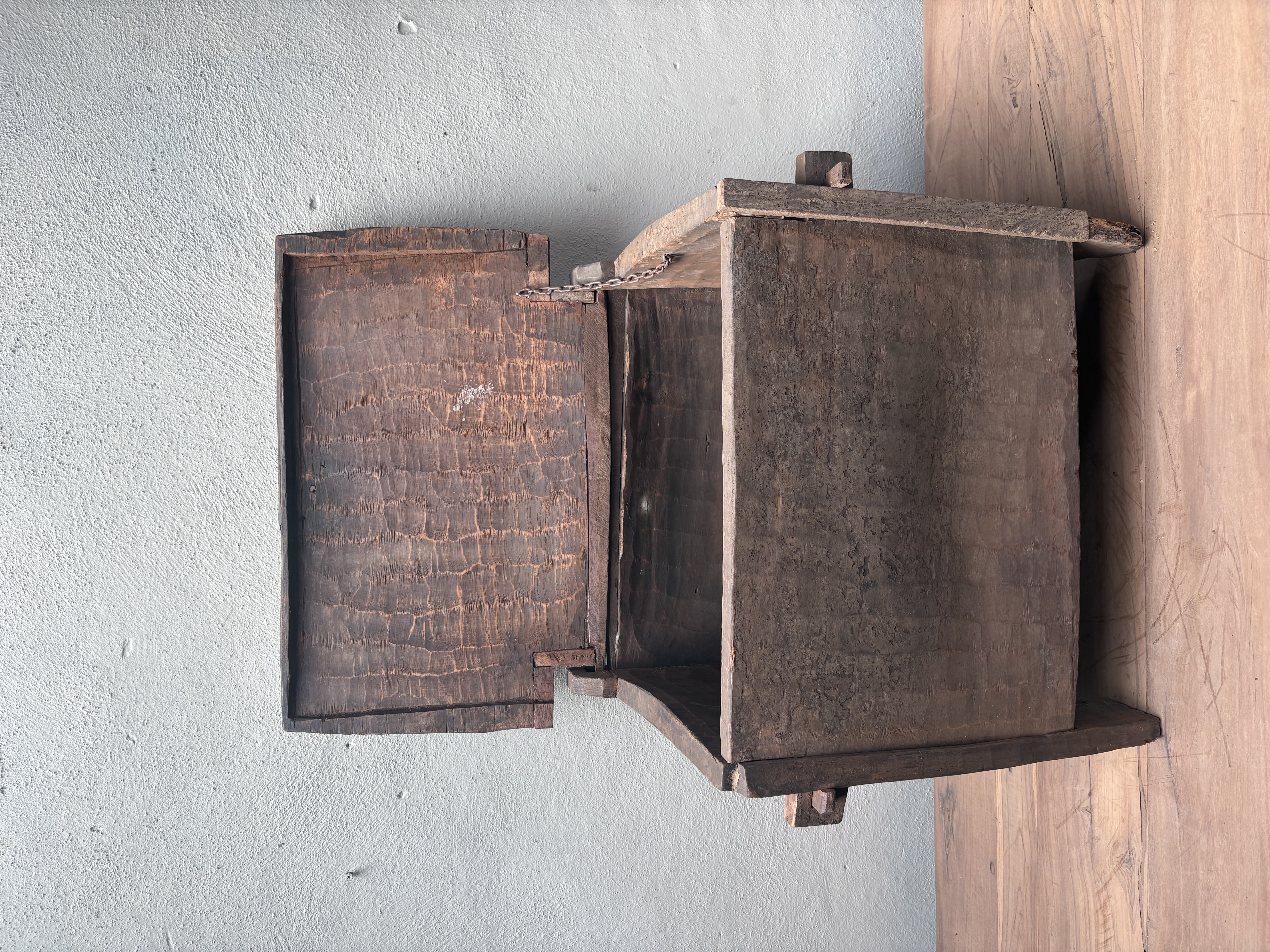 Stoere originele oude houten Himalaya kist kistje dekenkist landelijk klepbank nr 40