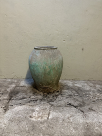 Middel grote oude grijs/groene stenen kruik pot grijze mega landelijk olijfpot olijfkruik waterkruik 68 cm hoog 52 cm doorsnede nr 21