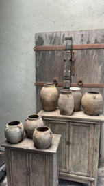 oude antieke stenen potten kruiken vintage stoer landelijk pot kruik