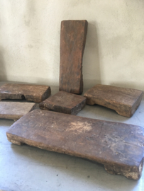 Stoere oude doorleefd houten plank groot  plankje bajot snijplank hakblok landelijk industrieel hout