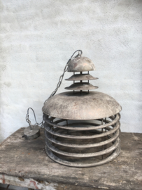 Stoere metalen hanglamp grijs grijsbruin grijze lamp industrieel landelijk vintage stoer metaal fabriekslamp