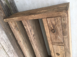 Stoer oud vergrijsd houten sidetable tafel bassano ladekast wastafel wastafelmeubel keukenblok kookeiland grove nerf dressoir sidetable werkbank bureau landelijk stoer robuust vergrijsd hout kookeiland keukeneiland wandmeubel 3 lades