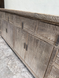 Prachtig groot lang oud vergrijsd houten dressoir televisie kast tv meubel 264 cm lang landelijk sober werkbank Sidetable keukenblok wandkast 149