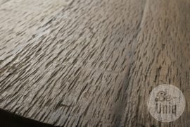 Mooi vergrijsd houten ronde tafel salontafel bijzettafel landelijk groot doorsnede 75 x H42 cm