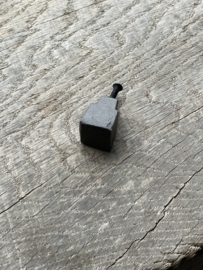 Bruin metalen knopje deurknopje deurknop vierkant stoer landelijk industrieel