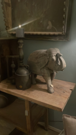 Oud vergrijsd houten beeld olifant origineel oud  landelijk stoer