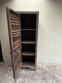 Set van 2 mooie hoge smalle vergrijsd houten kast kasten landelijk nr. 87 ab (ook apart / los te koop)