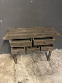 Oud houten vergrijsd doorleefd houten haltafel sidetable ladenkast la  laden stoer boeren kast buro bureau wastafel eiland landelijk badmeubel industrieel werktafel werkbank