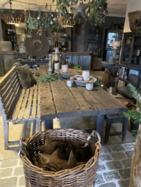 Stoere oude industriële tafel 300 cm eettafel workmate werkbank werktafel vintage metalen onderstel