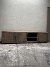 Stoer oud truckwood tv meubel televisiemeubel 200 cm dressoir wandmeubel ladekast urban televisie kast audio landelijk stoer industrieel vintage met zwart metalen grepen