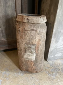 Grote vergrijsd houten vaas pot landelijk stoer
