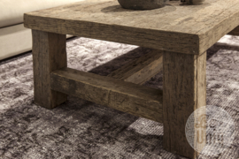 Stoere robuuste grof vergrijsd houten salontafel klooster oud hout 130 x 75 x H45 SEP