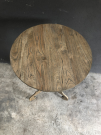 Rond vergrijsd houten wijntafel beetje vergrijsd wijntafeltje bijzettafel bijzettafeltje landelijk 50 cm