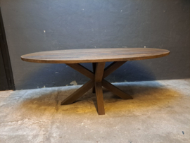 Robuuste oud vergrijsd houten ovale tafel 200 x 110 cm kloostertafel tafel eettafel landelijk industrieel stoer vintage retro urban leestafel ovaal