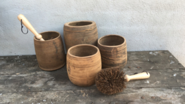 Oude ( vergrijsd )houten pot potten bak bakje naturel (toiletborstel landelijk wc toilet borstel)