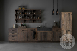 K010 Truckwood railway houten keukenelement keuken H195 x 68 x 60 cm buitenkeuken voor in bouw koelkast vries sleepdeur inclusief granieten hardstenen blad landelijk stoer SEP