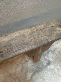 Oud Chinees houten bankje India assorti ruim assortiment olmenhout olmwood elmwood landelijk stoer grove nerf grof bank sidetable vergrijsd oud hout