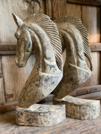 Vergrijsd houten paard horse paardenhoofd paardenkop landelijk stoer sober