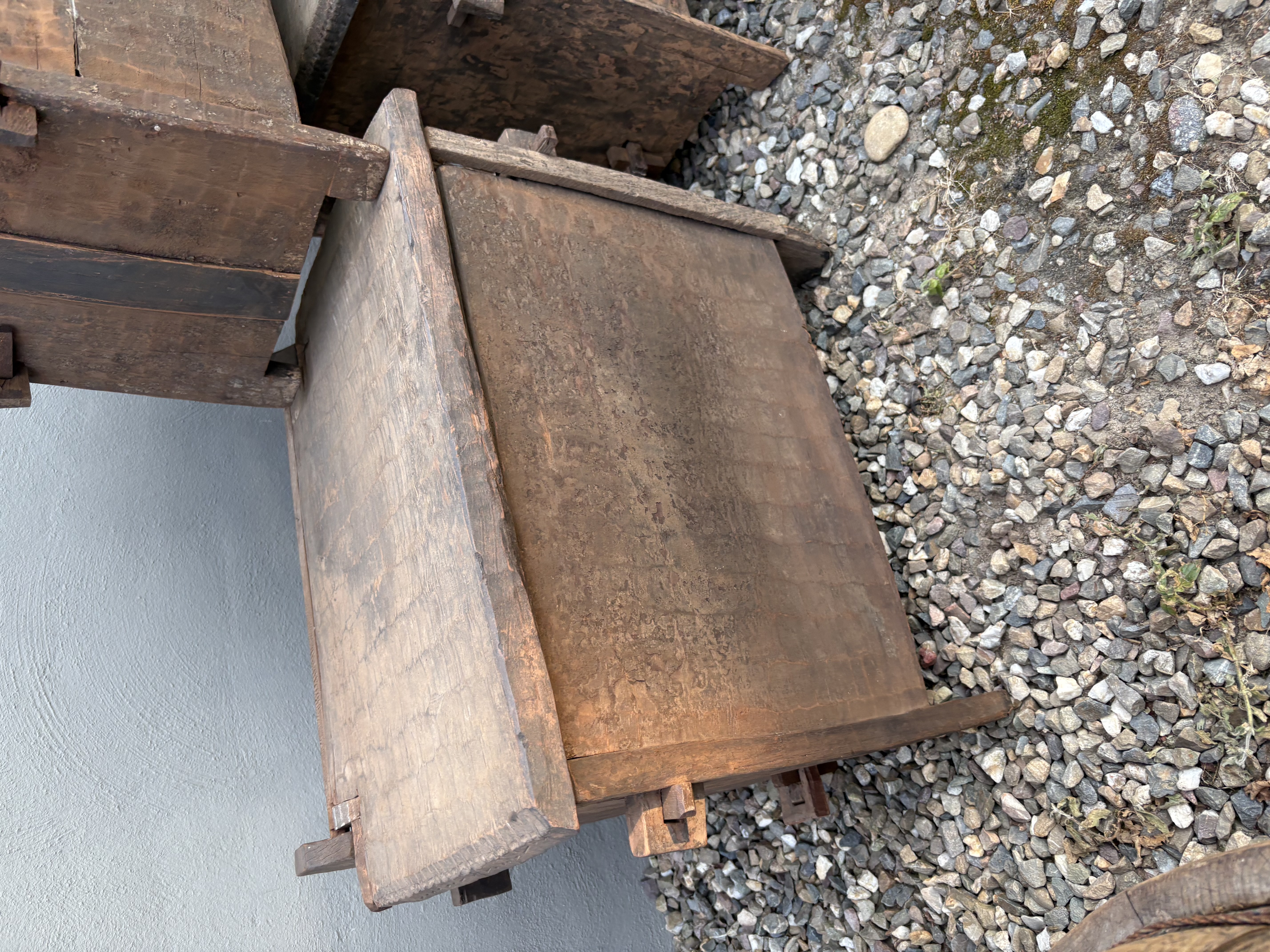 Stoere originele oude houten Himalaya kist kistje dekenkist landelijk klepbank
