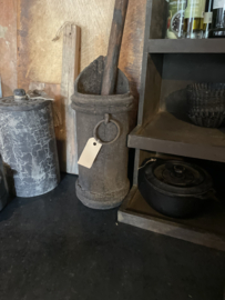 Oude unieke houten kan pot bak vaas prachtig donker patine patina grijs zwart landelijk stoer