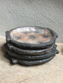 Oud hardstenen bordje schaaltje schaal schoteltje steen landelijk grijs 20 cm