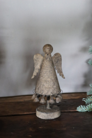 Leuke bruin grijze metalen engel engeltje engeltjes kerst landelijk stoer vergrijsd H22 x D10 bruin grijs cm