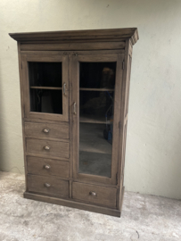 Hele stoere grote oude vergrijsd houten kast vitrinekast boeren  vitrine ladekast 193 x 126 x 54 cm keukenkast glaskast landelijk stoer vintage sober boerenkast