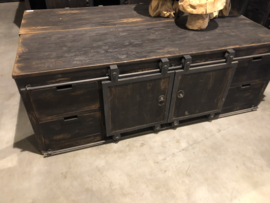 Stoer industrieel zwart antraciet grijs landelijk televisiemeubel 170 cm televisiekast kast dressoir schuifdeuren lades schuifdeurtjes sidetable sideboard metaal hout vergrijsd