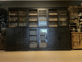 Mega grote hoge kast wandkast met glas servieskast zwart winkelkast 300 x 210 x 45 cm vitrinekast keukenkast grutters grutterskast zwart hout landelijk stoer industrieel