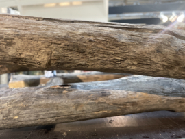 Oud houten laddertje ladder rek handdoekenrek plaid 120 cm recht laddertjes gemaakt van oude paaltjes landelijk stoer
