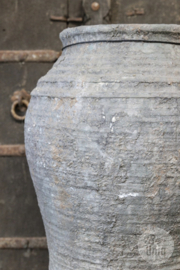 Prachtige grote oude stenen kruik vaas pot landelijk stoer sober grijs vergrijsd 62 X 37 cm