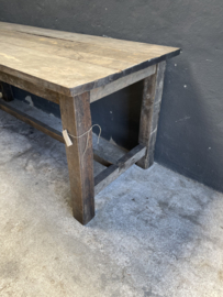 Hele stoere oude boeren tafel 200 cm farmwood eettafel werktafel werkbank landelijk stoer bureau buro Sidetable sideboard aura Peeperkorn