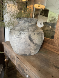 Grote Oude stoere grijze stenen kruik pot vaas landelijk stoer