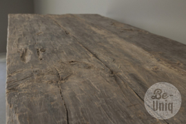 Hele stoere oude grof grove vegrijsd houten tafel 190 x 94 x H79 cm eettafel bureau euro werktafel werkbank van oude deur keukentafel landelijk stoer vintage urban industrieel