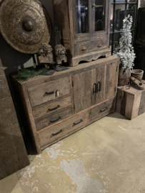 Stoere Truckwood railway vergrijsd houten kast ladenkast badmeubel Madrid badkamermeubel wastafel meubel ladekast loft met lades en deurtjes 125 x 85 x 41 cm sideboard sidetable dressoir kast landelijk stoer industrieel urban SEP