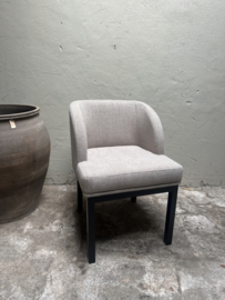 Urban sofa eetkamer stoel Senna stof ravello sand