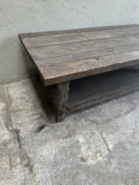 Landelijke oud vergrijsd houten salontafel met onderblad tafel 150  x 70 cm stoer sober nr 8