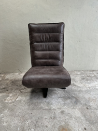Stoere bruine leren relaxfauteuil relax fauteuil stoel sta-op lounge ligstoel elektrisch
