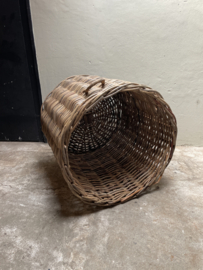 MEGA GROTE Mand rotan riet houten basket round rond ronde korf bloembak olijfbak haard hout hondenmand hondenhok tunnel D105 x H100 cm