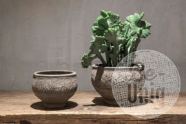 Stoere Stenen pot bak bloempot landelijk grijs H16 x D21 cm vergrijsd poederachtig steen