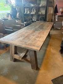 Massieve vergrijsd eiken houten tafel boerentafel 301 x 102 x H78 cm kloostertafel landelijk robuust stoer eettafel
